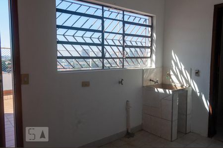 Casa à venda com 160m², 3 quartos e 2 vagasÁrea de Serviço