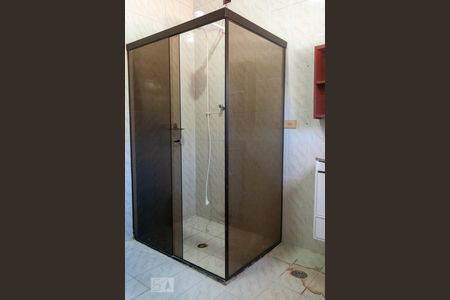 Casa à venda com 160m², 3 quartos e 2 vagasBanheiro da Suíte 2