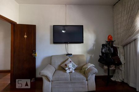Casa à venda com 360m², 4 quartos e 4 vagas Casa à venda com 360m², 4 quartos e 4 vagasSuíte 1