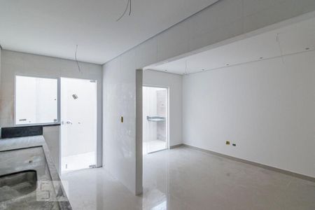 Apartamento à venda com 70m², 3 quartos e 2 vagas Apartamento à venda com 70m², 3 quartos e 2 vagasCozinha