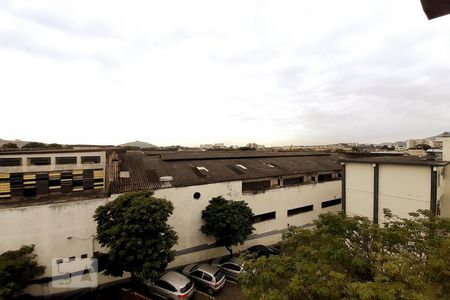 Vista de apartamento à venda com 2 quartos, 55m² em Inhaúma, Rio de Janeiro