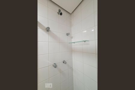 Apartamento para alugar com 54m², 2 quartos e 2 vagas Apartamento para alugar com 54m², 2 quartos e 2 vagasBanheiro do Quarto 2
