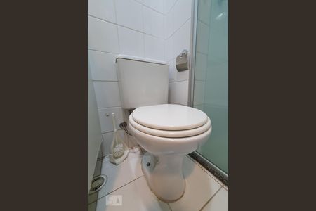 Apartamento para alugar com 54m², 2 quartos e 2 vagas Apartamento para alugar com 54m², 2 quartos e 2 vagasBanheiro do Quarto 2