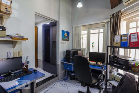 Casa à venda com 267m², 4 quartos e 2 vagasQuarto - suite 2