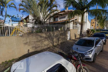 Casa à venda com 267m², 4 quartos e 2 vagasFachada