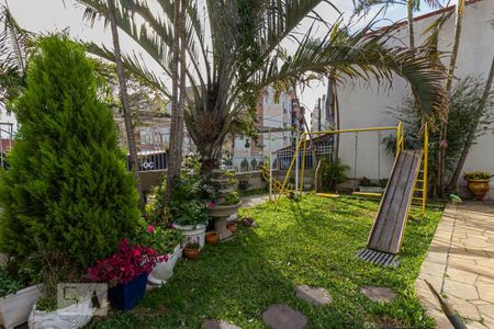 Casa à venda com 267m², 4 quartos e 2 vagasPlayground