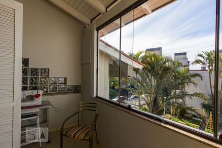 Casa à venda com 267m², 4 quartos e 2 vagasVaranda da suite