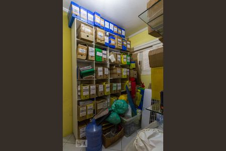 Casa à venda com 267m², 4 quartos e 2 vagasQuarto de Serviço