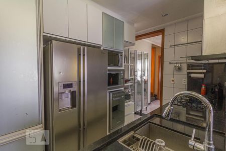Casa à venda com 267m², 4 quartos e 2 vagasCozinha