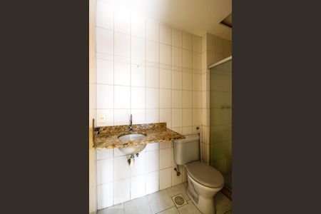 Apartamento para alugar com 64m², 2 quartos e 1 vaga Apartamento para alugar com 64m², 2 quartos e 1 vagaBanheiro da Suíte
