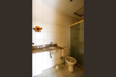Apartamento para alugar com 64m², 2 quartos e 1 vaga Apartamento para alugar com 64m², 2 quartos e 1 vagaBanheiro