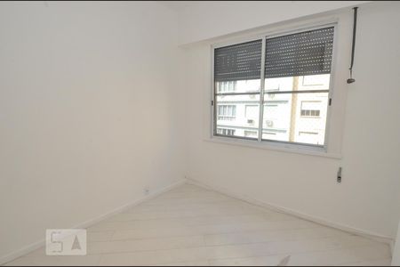 Quarto 1 de apartamento à venda com 3 quartos, 100m² em Copacabana, Rio de Janeiro