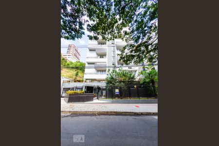 Apartamento para alugar com 86m², 2 quartos e 1 vagaFachada