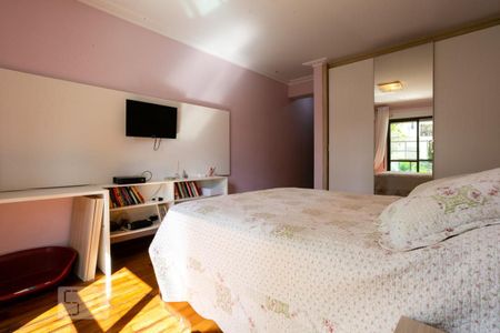 Apartamento à venda com 340m², 4 quartos e 4 vagas Apartamento à venda com 340m², 4 quartos e 4 vagasSuíte 2