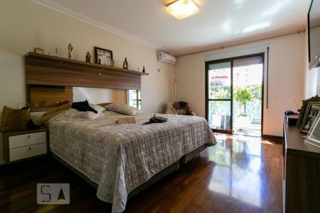 Apartamento à venda com 340m², 4 quartos e 4 vagas Apartamento à venda com 340m², 4 quartos e 4 vagasSuíte 1