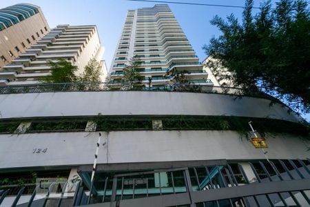 Apartamento à venda com 340m², 4 quartos e 4 vagas Apartamento à venda com 340m², 4 quartos e 4 vagasFachada do Prédio