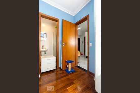 Apartamento à venda com 340m², 4 quartos e 4 vagas Apartamento à venda com 340m², 4 quartos e 4 vagasQuarto de Serviço