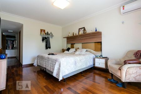 Apartamento à venda com 340m², 4 quartos e 4 vagas Apartamento à venda com 340m², 4 quartos e 4 vagasSuíte 1