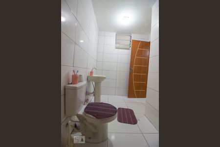 Casa à venda com 172m², 4 quartos e 2 vagasBanheiro 3