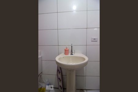 Casa à venda com 172m², 4 quartos e 2 vagasBanheiro 3