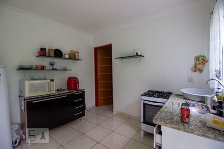 Casa à venda com 172m², 4 quartos e 2 vagasCozinha 2