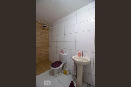 Casa à venda com 172m², 4 quartos e 2 vagasBanheiro 3