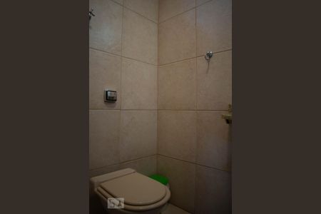 Casa para alugar com 224m², 4 quartos e 2 vagasBanheiro 2