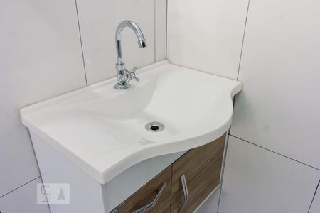 Casa para alugar com 90m², 2 quartos e 1 vaga Casa para alugar com 90m², 2 quartos e 1 vagaBanheiro 1 Pia