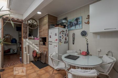 Casa à venda com 147m², 3 quartos e 3 vagasCozinha 2