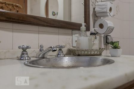 Casa à venda com 147m², 3 quartos e 3 vagasBanheiro