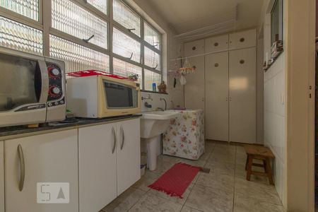 Apartamento à venda com 220m², 3 quartos e 1 vagaÁrea de Serviço