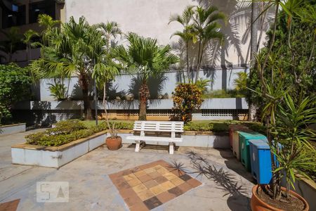 Apartamento à venda com 57m², 2 quartos e 1 vagaÁrea comum