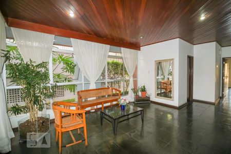 Apartamento à venda com 57m², 2 quartos e 1 vagaHall