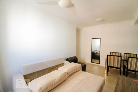 Sala de Estar de apartamento à venda com 2 quartos, 57m² em Aclimação, São Paulo