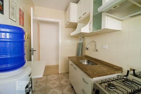 Apartamento à venda com 57m², 2 quartos e 1 vagaCozinha
