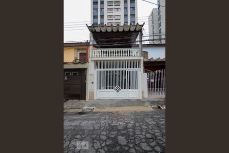 Casa à venda com 90m², 2 quartos e 1 vagaFachada