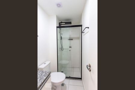 Banheiro de kitnet/studio para alugar com 1 quarto, 25m² em Consolação, São Paulo