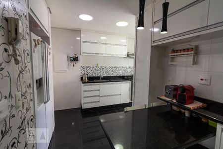Apartamento à venda com 216m², 4 quartos e 3 vagasCozinha