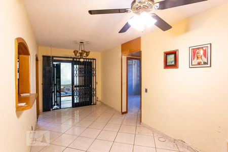 Sala de apartamento à venda com 2 quartos, 60m² em Partenon, Porto Alegre