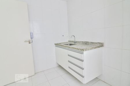 Cozinha de kitnet/studio para alugar com 1 quarto, 30m² em Santa Cecilia, São Paulo