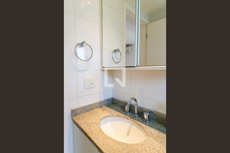 Apartamento para alugar com 143m², 3 quartos e 2 vagas Apartamento para alugar com 143m², 3 quartos e 2 vagasBanheiro da Suíte 2