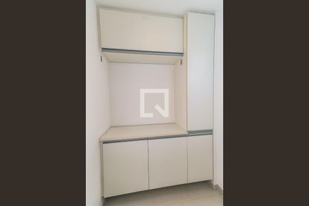 Apartamento para alugar com 143m², 3 quartos e 2 vagas Apartamento para alugar com 143m², 3 quartos e 2 vagasÁrea de Serviço