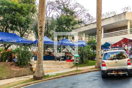 Apartamento para alugar com 143m², 3 quartos e 2 vagas Apartamento para alugar com 143m², 3 quartos e 2 vagasÁrea Comum - Feira