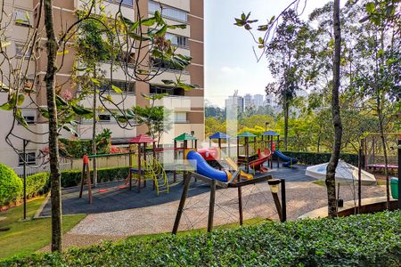 Apartamento para alugar com 143m², 3 quartos e 2 vagas Apartamento para alugar com 143m², 3 quartos e 2 vagasÁrea Comum - Playground