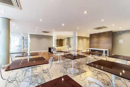 Apartamento para alugar com 143m², 3 quartos e 2 vagas Apartamento para alugar com 143m², 3 quartos e 2 vagasÁrea Comum - Salão de Festas 2