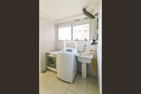 Apartamento para alugar com 143m², 3 quartos e 2 vagas Apartamento para alugar com 143m², 3 quartos e 2 vagasÁrea de Serviço