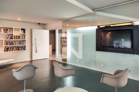 Apartamento para alugar com 143m², 3 quartos e 2 vagas Apartamento para alugar com 143m², 3 quartos e 2 vagasÁrea Comum - Sala de Jogos