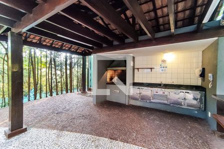 Apartamento para alugar com 143m², 3 quartos e 2 vagas Apartamento para alugar com 143m², 3 quartos e 2 vagasÁrea Comum - Churrasqueira