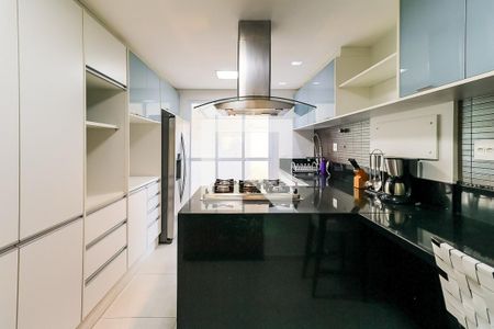 Apartamento para alugar com 143m², 3 quartos e 2 vagas Apartamento para alugar com 143m², 3 quartos e 2 vagasCozinha