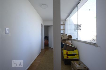 Corredor de apartamento à venda com 2 quartos, 85m² em Perdizes, São Paulo